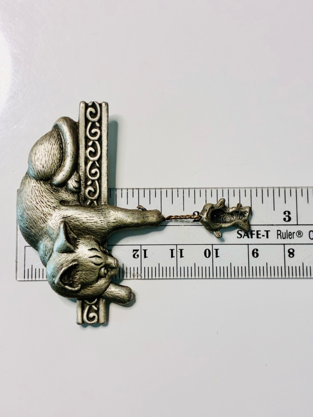 VTG Cat Brooch in Silver Tone with Dangling Mouse Charm Business Casual - Picture 10 of 12